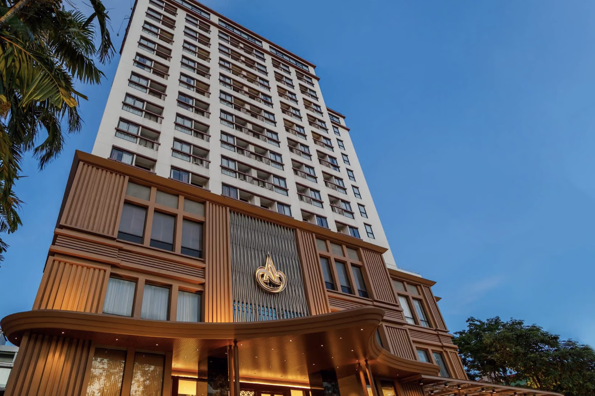 Amora Hotel — photo 1