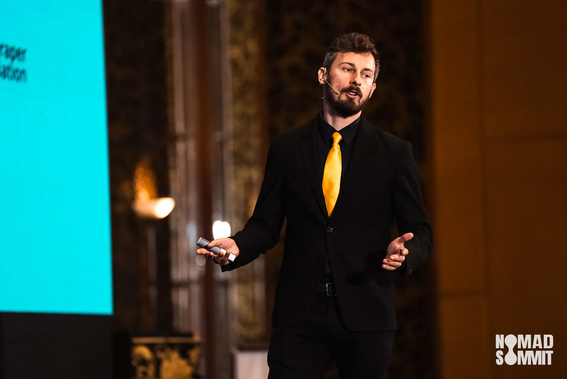 7 AI Productivity Hacks That Can Give Solo Founders 2 Extra Months Per Year